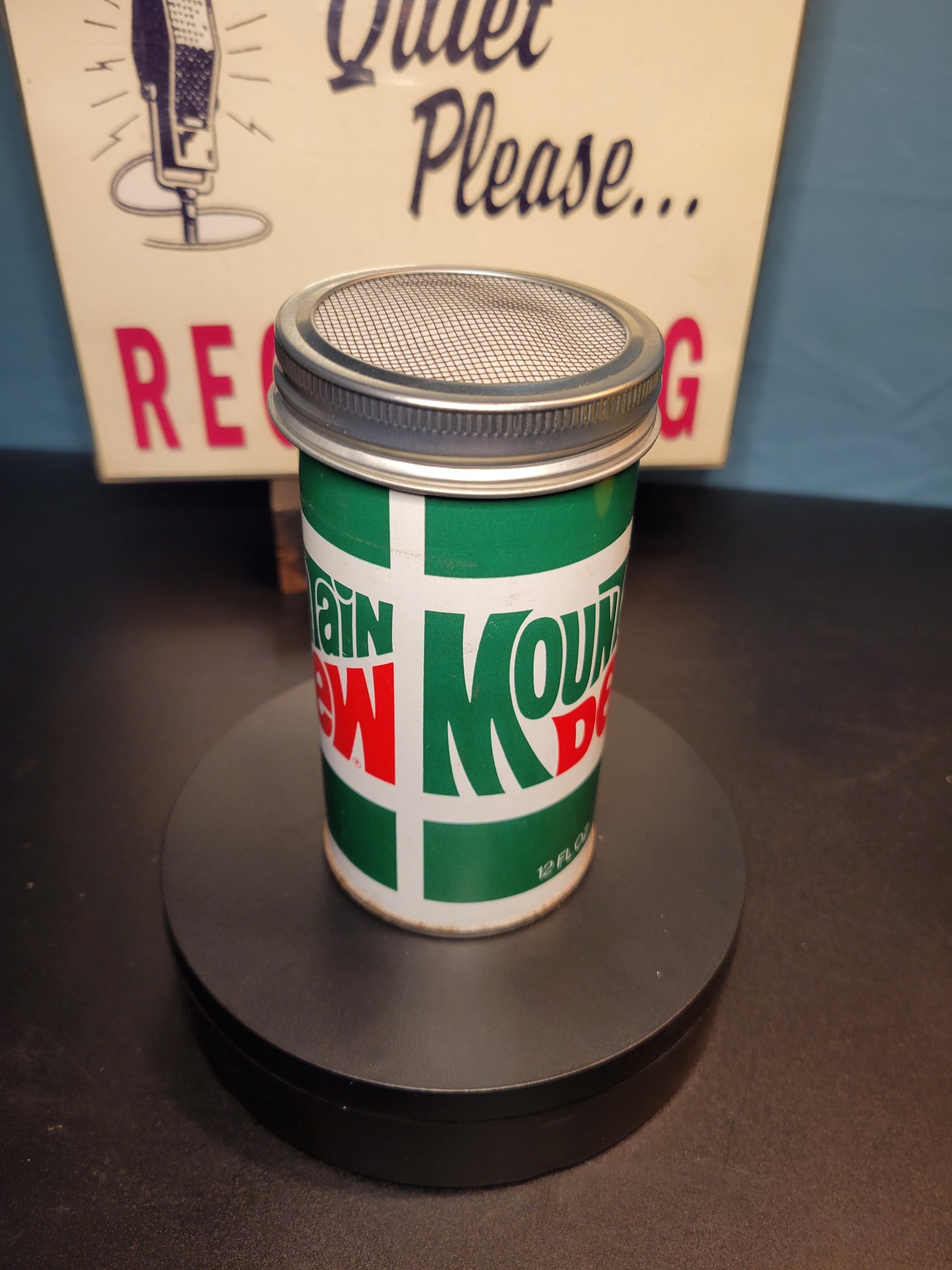 Lo Fi Soda Can Microphone - 1970s Mountain Dew