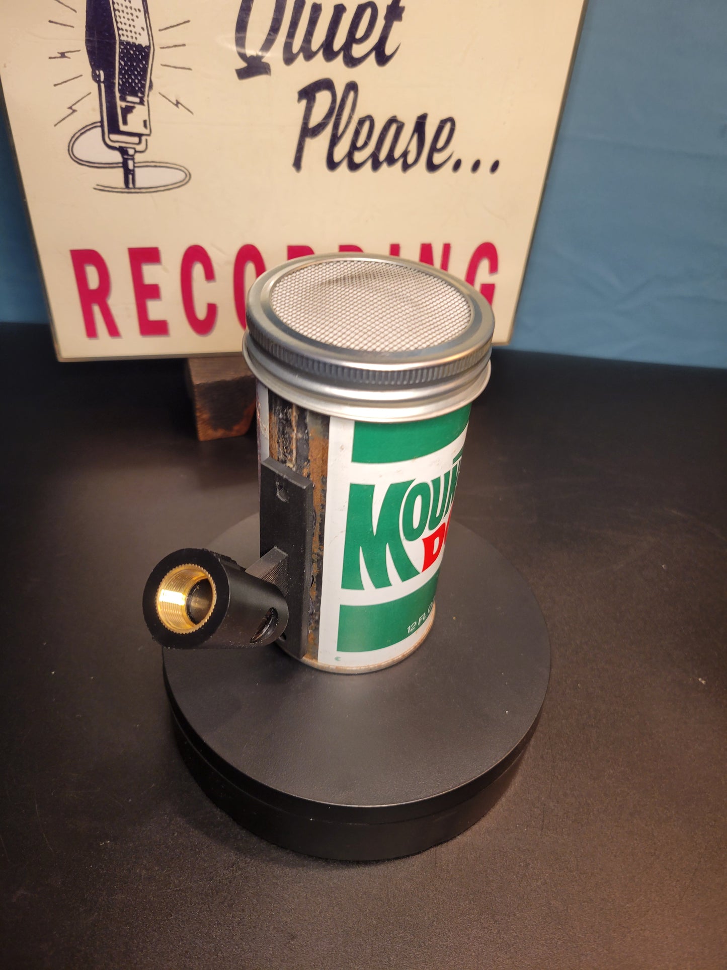 Lo Fi Soda Can Microphone - 1970s Mountain Dew