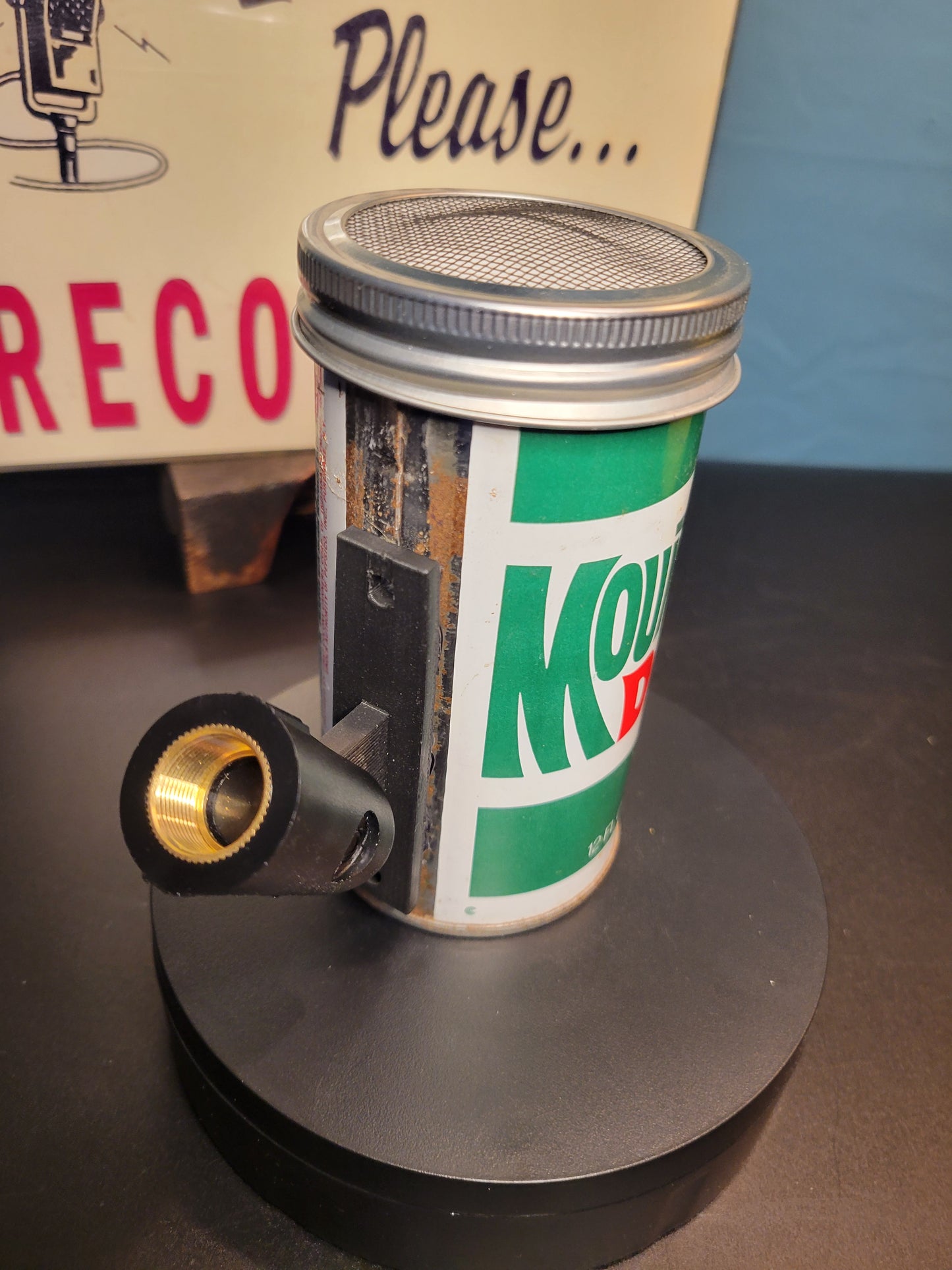Lo Fi Soda Can Microphone - 1970s Mountain Dew