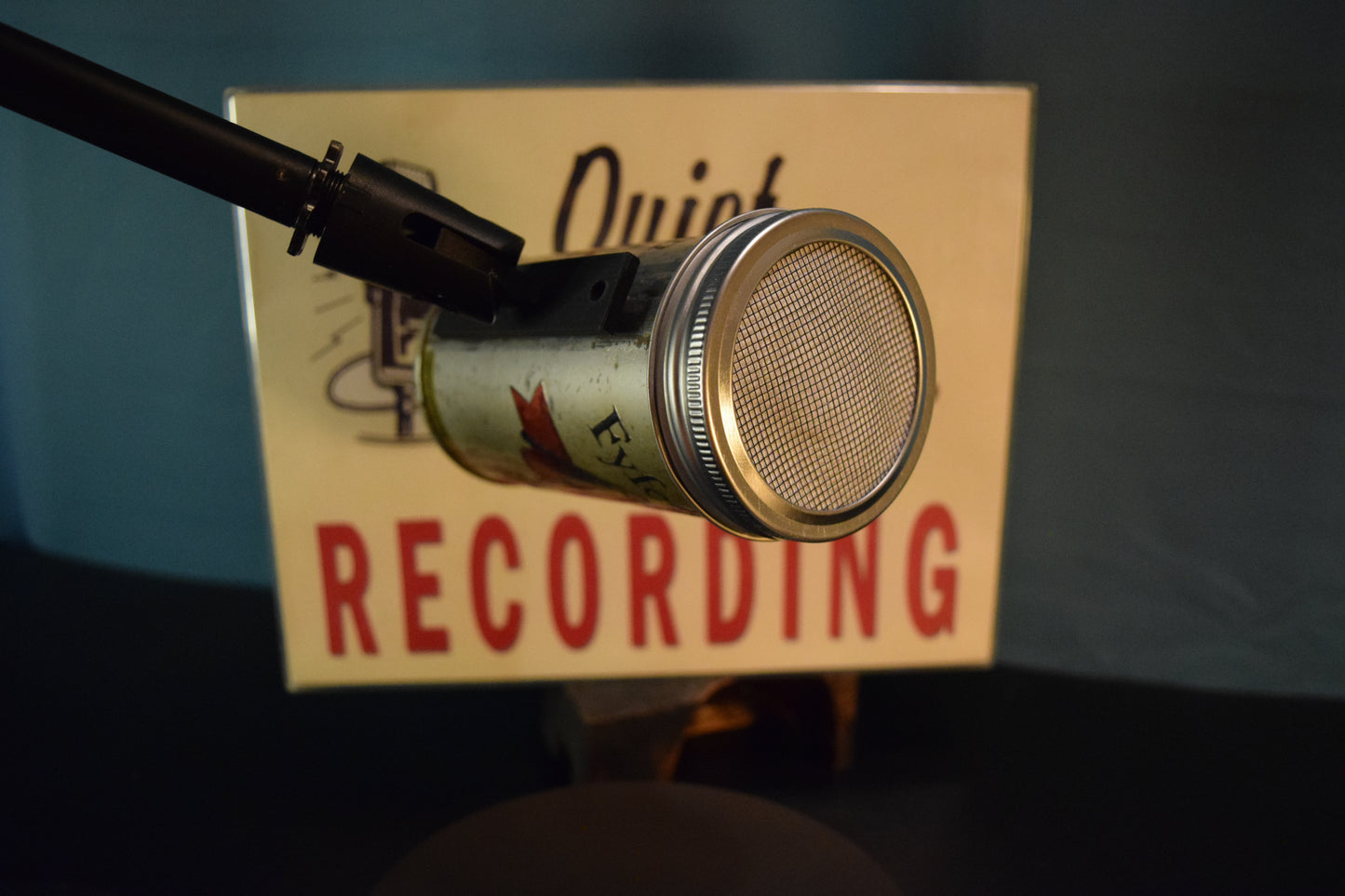 Lo Fi Beer Can Microphone - Fyfe and Drum