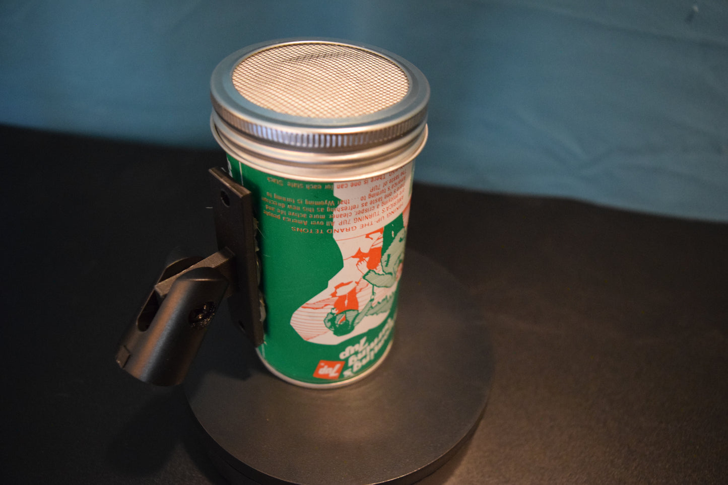 Lo Fi Soda Can Microphone - 1970s 7Up Wyoming