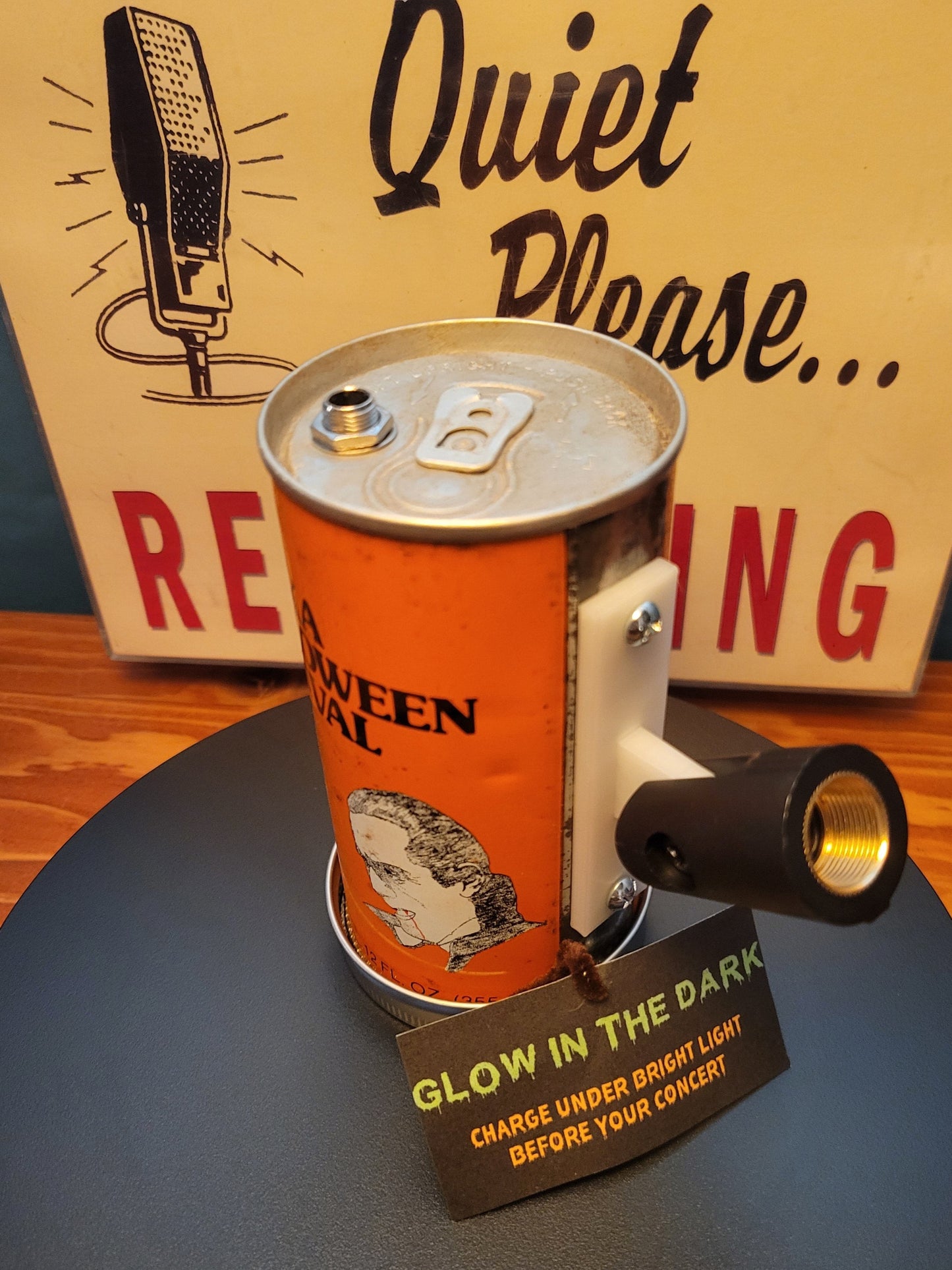 Lo Fi Beer Can Microphone - 1979 Halloween Fest, Dracula