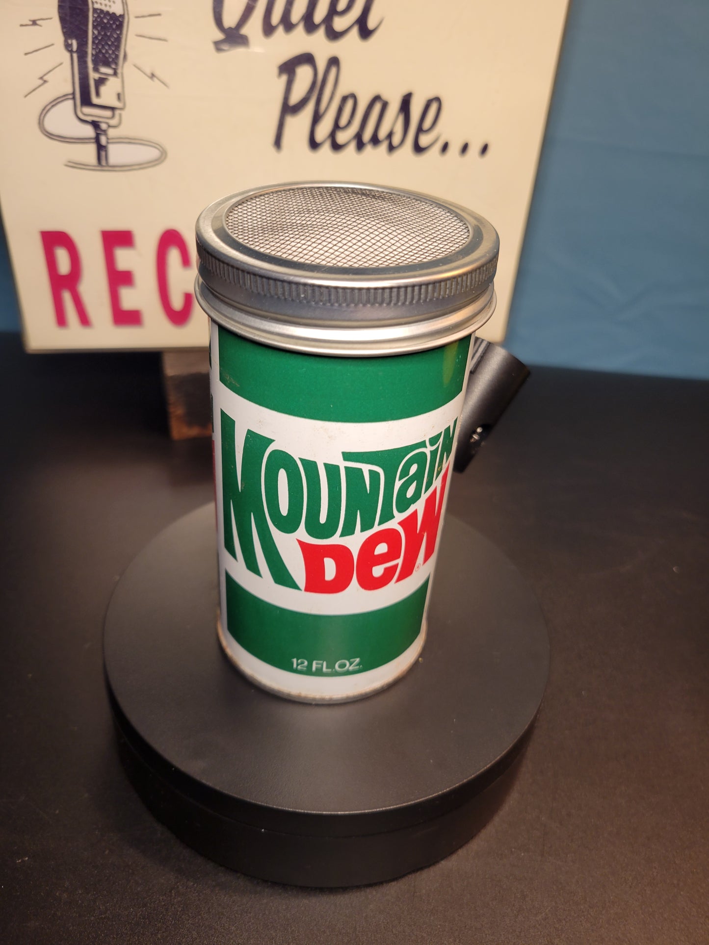 Lo Fi Soda Can Microphone - 1970s Mountain Dew