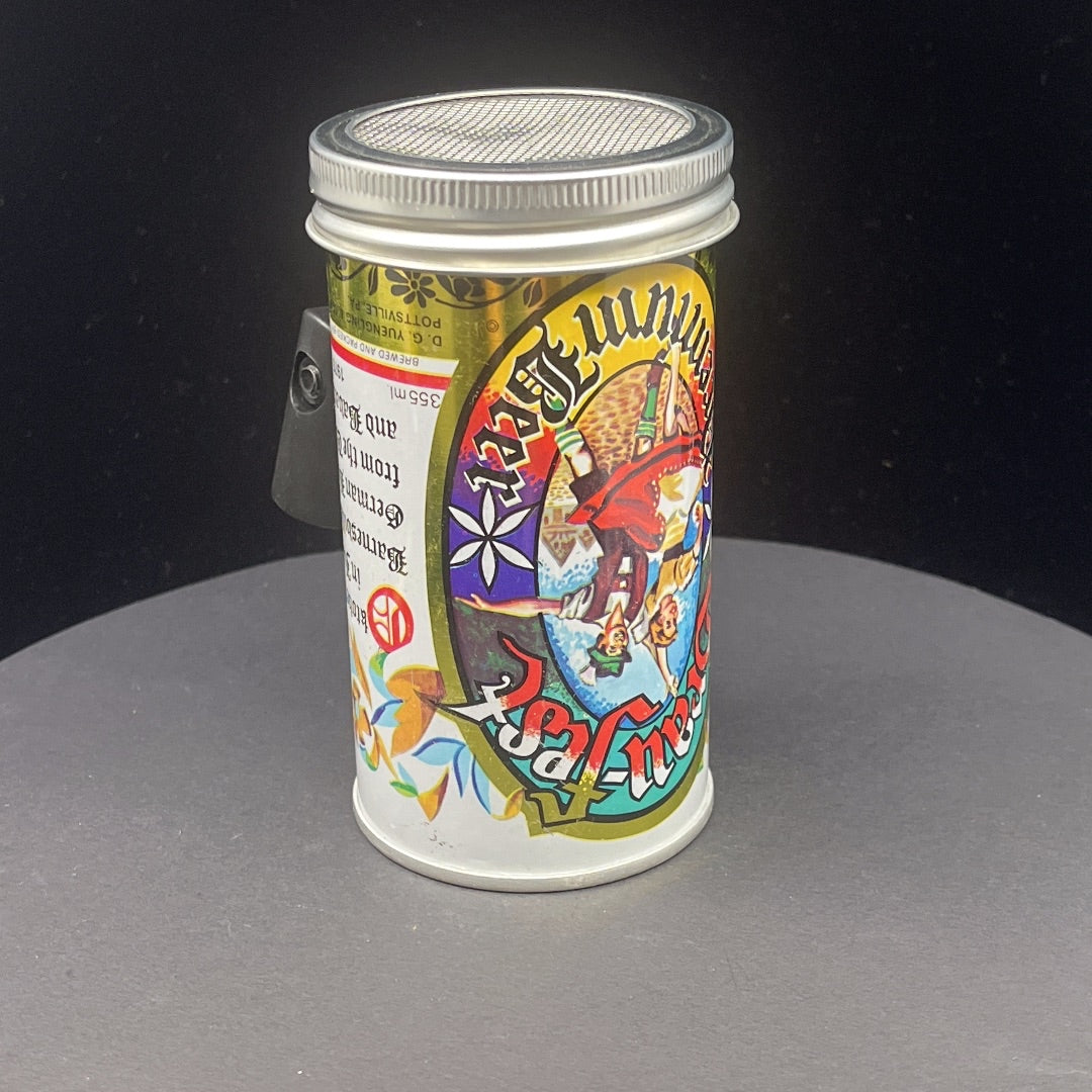 Lo Fi Beer Can Microphone - Brau Fest Dancers