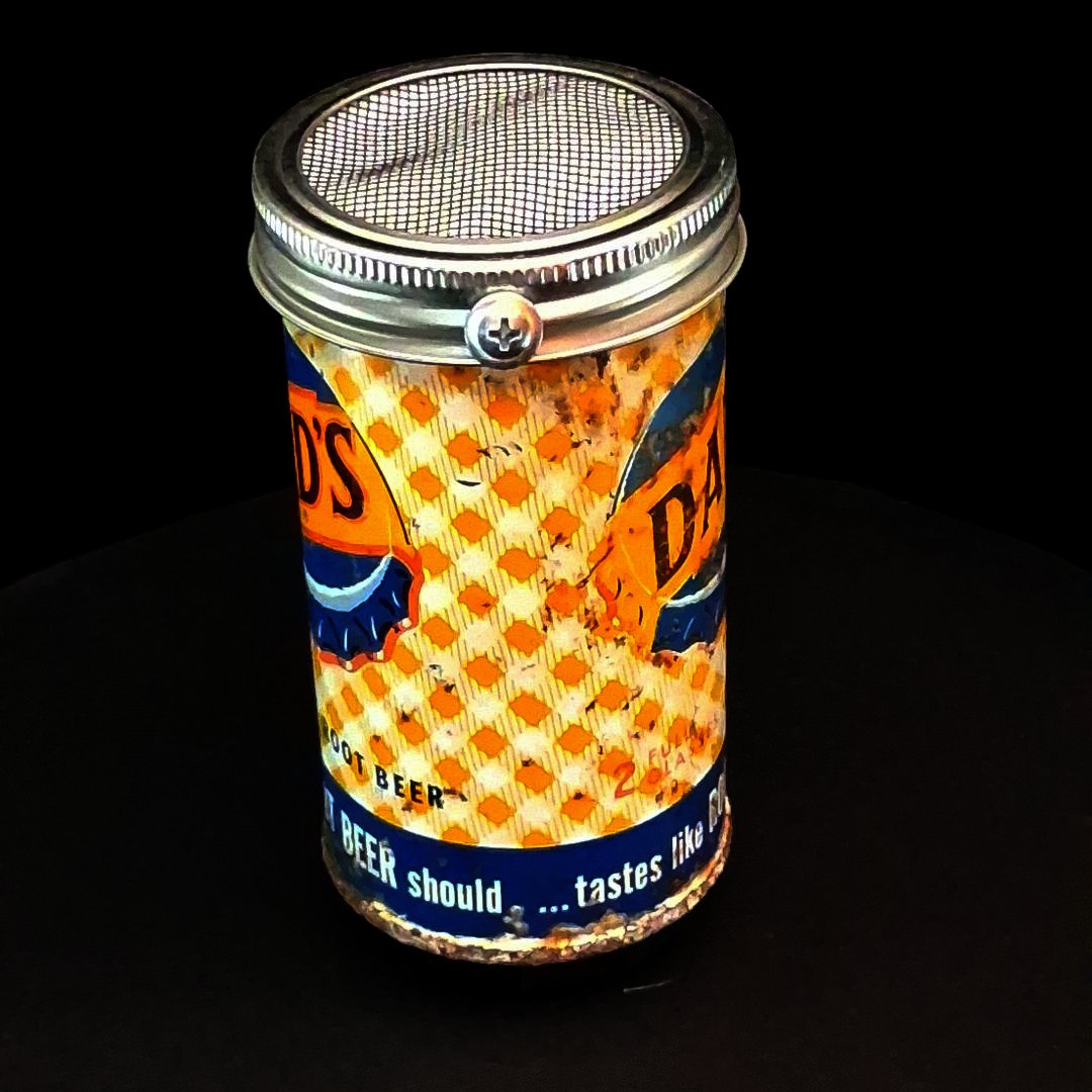 Lo Fi Soda Can Microphone - Rusty Dad's Root Beer
