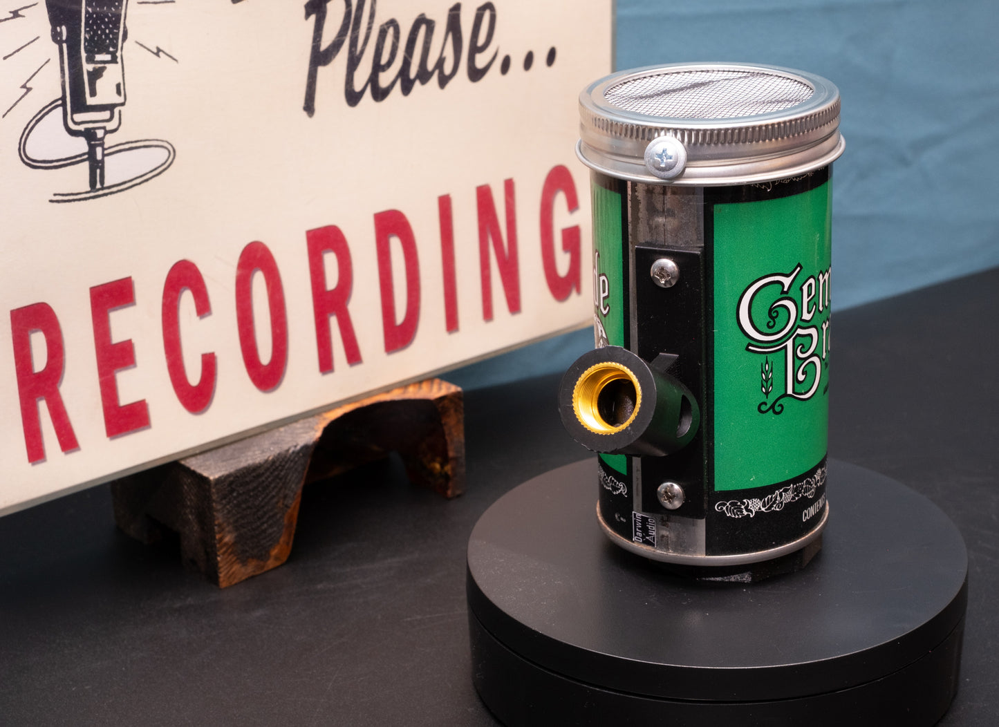 Lo Fi Beer Can Microphone - Gemeinde Brau