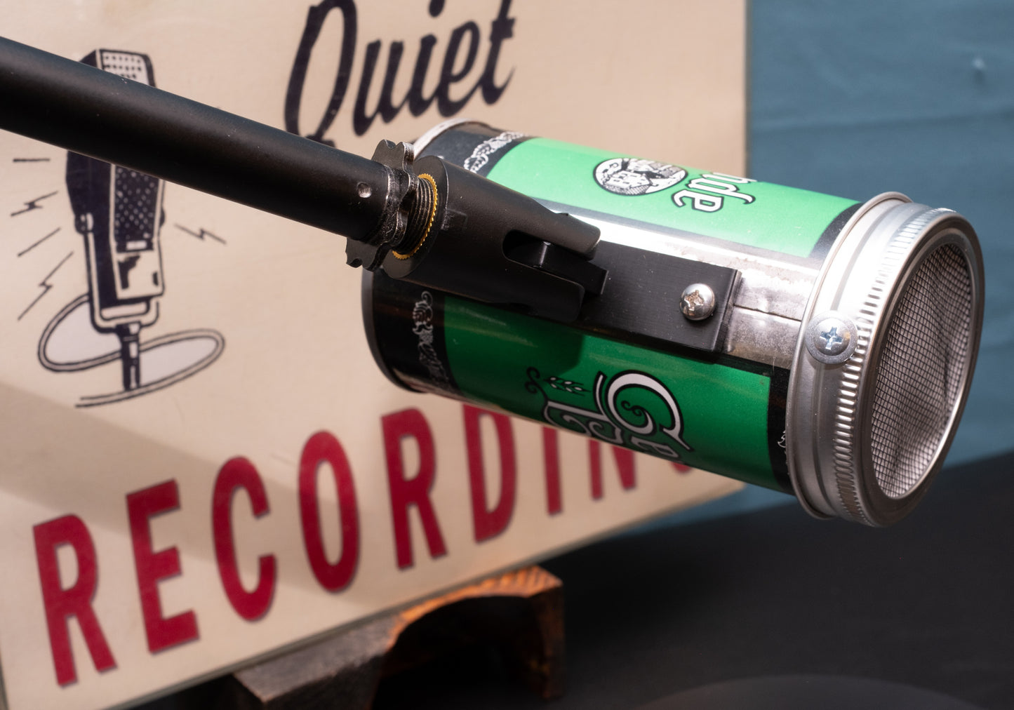 Lo Fi Beer Can Microphone - Gemeinde Brau