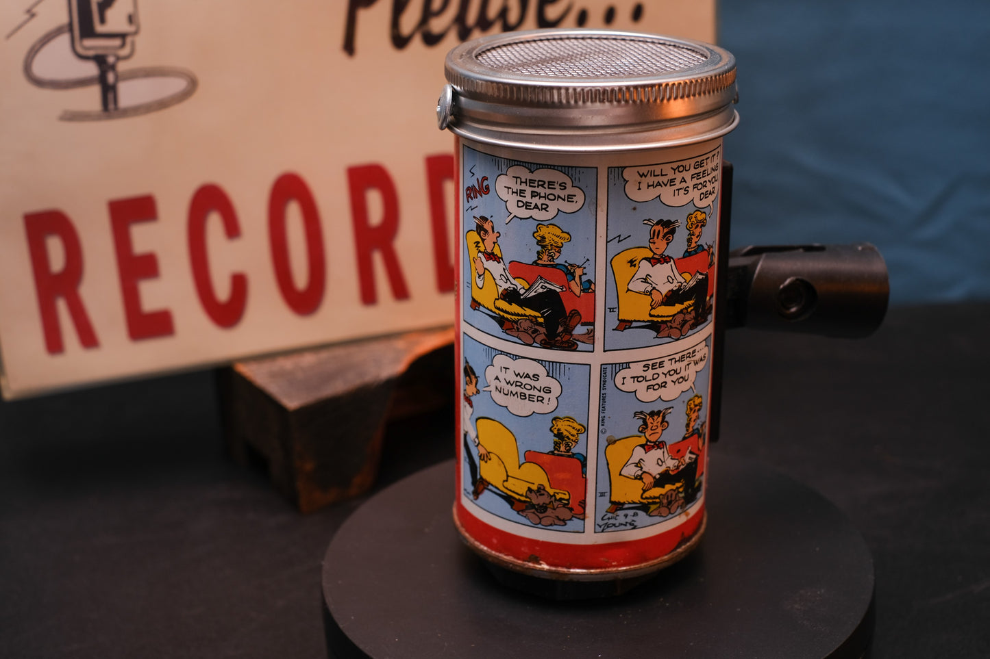 Lo Fi Soda Can Microphone - 1960s Comic Can Blondie