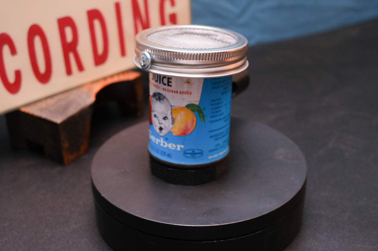 Lo Fi Can Microphone - 1970s Apple Peach Gerber Baby Juice