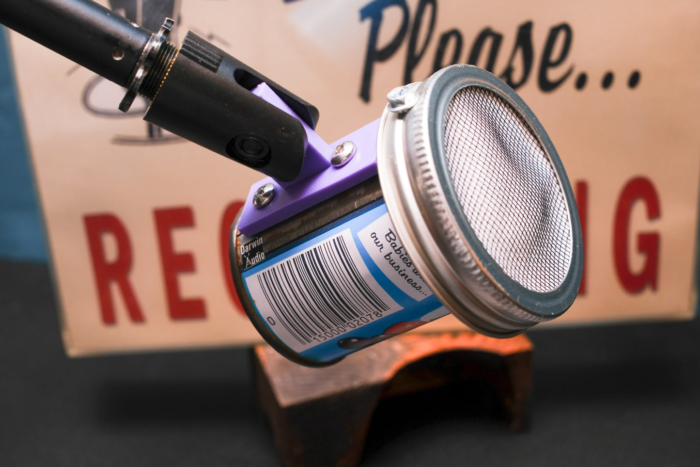 Lo Fi Can Microphone - 1970s Apple Peach Gerber Baby Juice