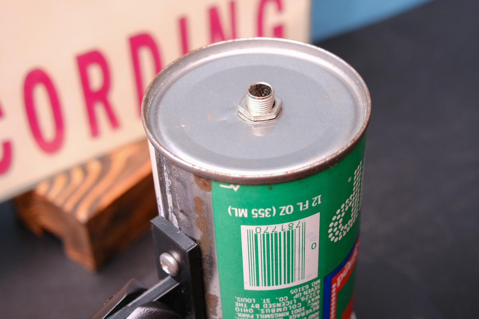 Lo Fi Soda Can Microphone - 1976 7up Texas – Darwin Audio