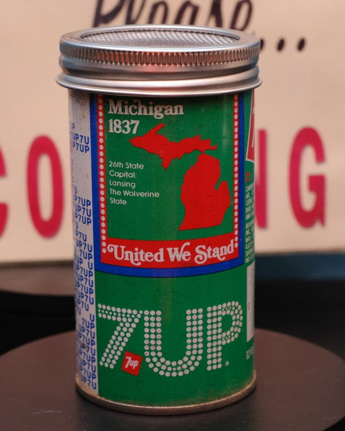 Lo Fi Soda Can Microphone - 1976 7up Michigan