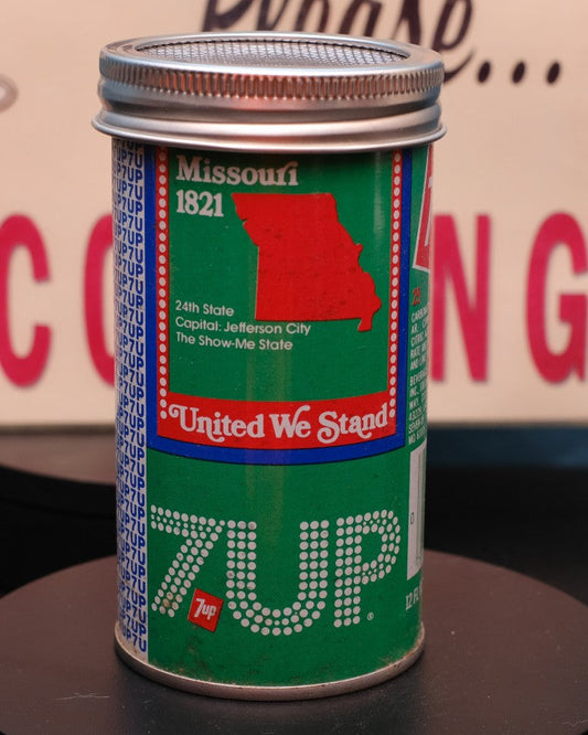 Lo Fi Soda Can Microphone - 1976 7up Missouri