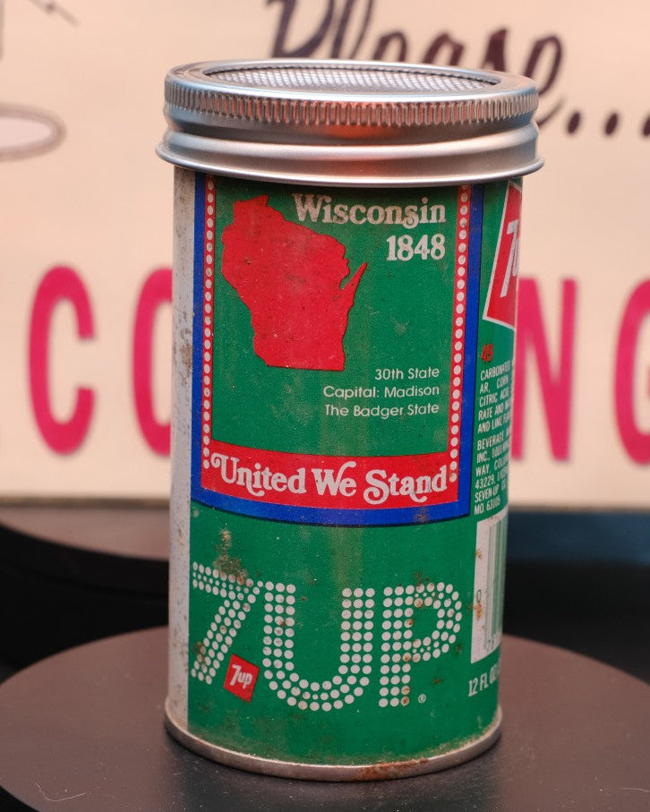 Lo Fi Soda Can Microphone - 1976 7up Wisconsin
