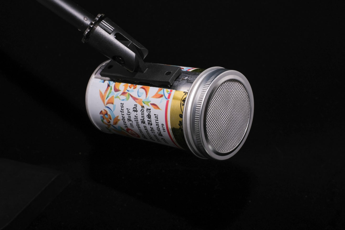 Lo Fi Beer Can Microphone - Brau Fest Dancers