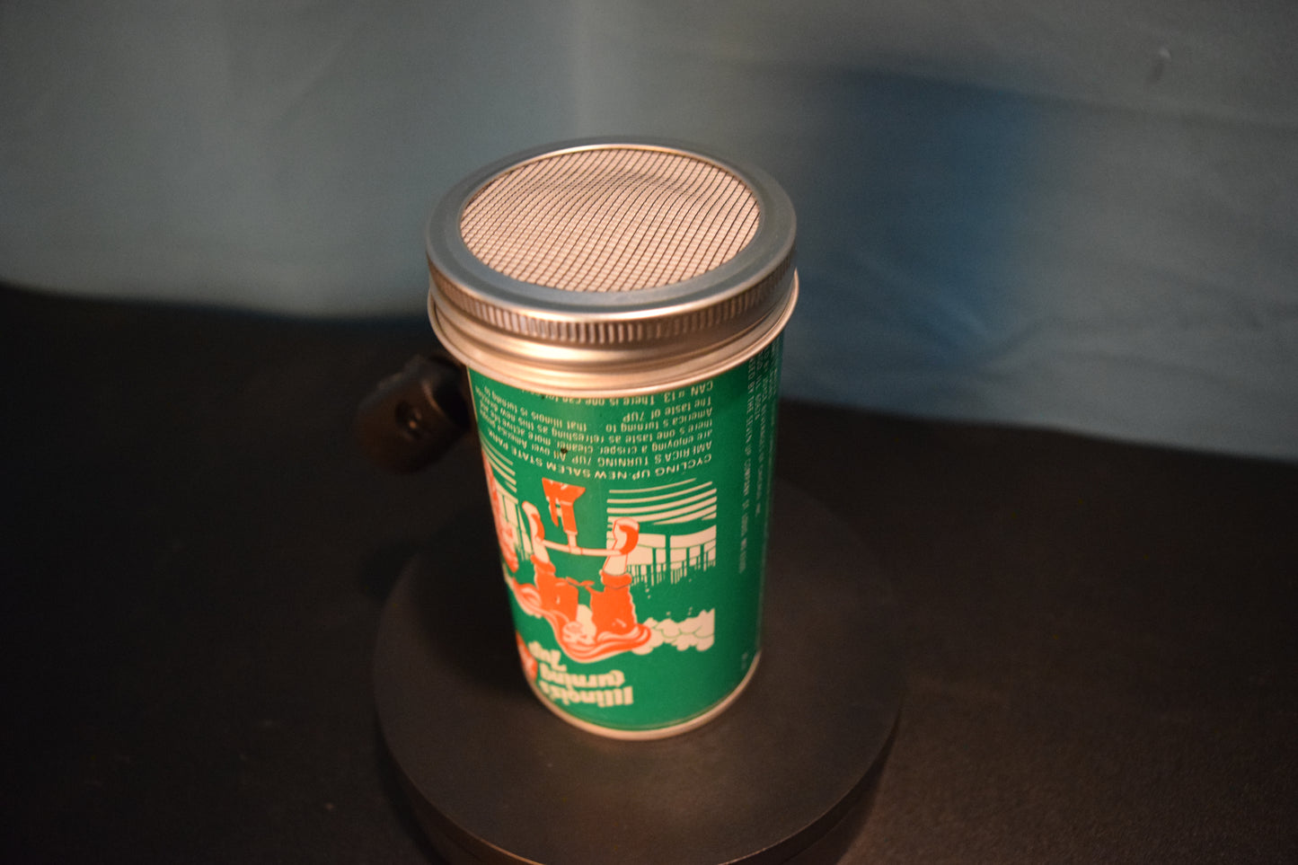 Lo Fi Soda Can Microphone - 1970s 7Up Illinois
