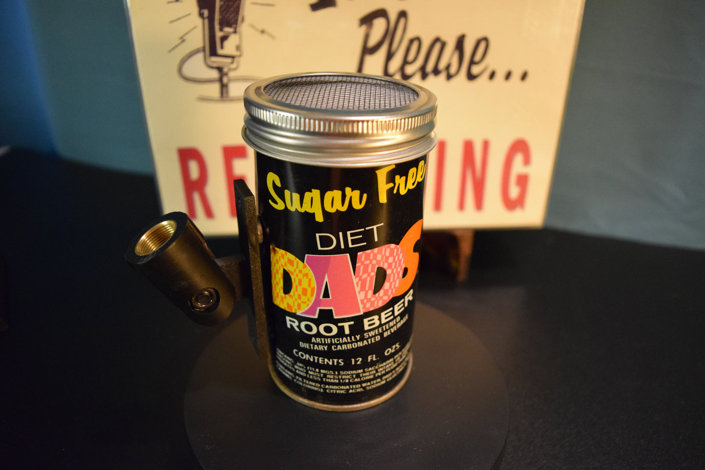 Lo Fi Soda Can Microphone - Dad's Sugar Free Root Beer