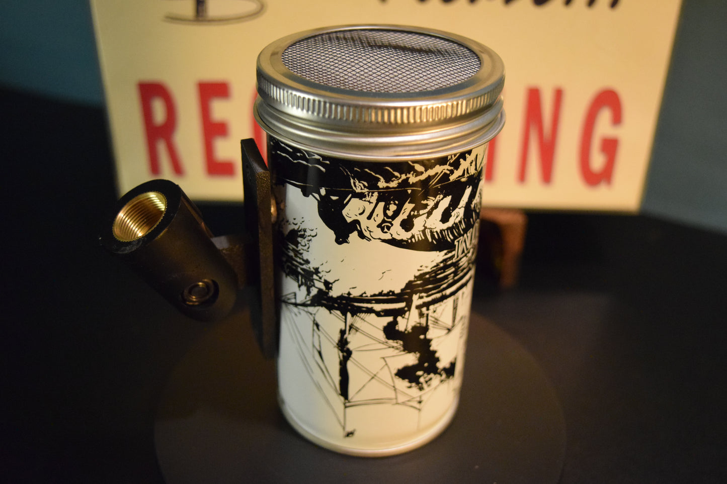 Lo Fi Beer Can Microphone - Bilow New Jersey, 1981 Happy New Year Ocean and Ships