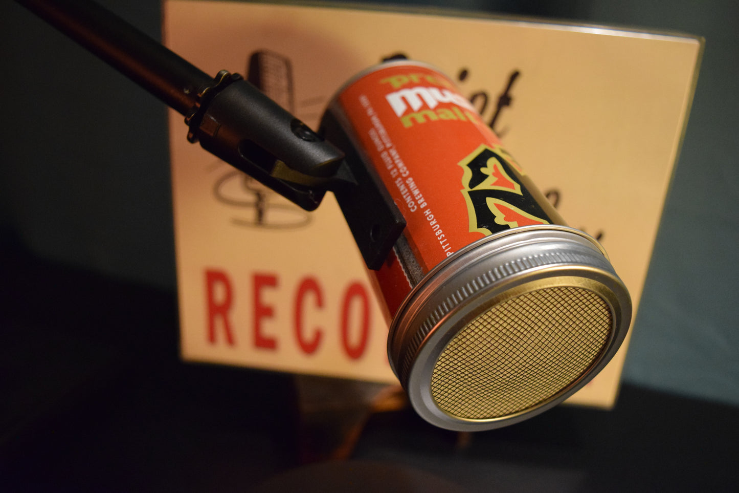 Lo Fi Beer Can Microphone - Premium Mustang