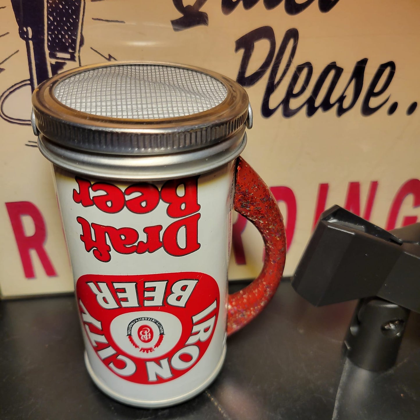 Lo Fi Beer Can Microphone - Pittsburgh Iron City, Christmas Fireplace