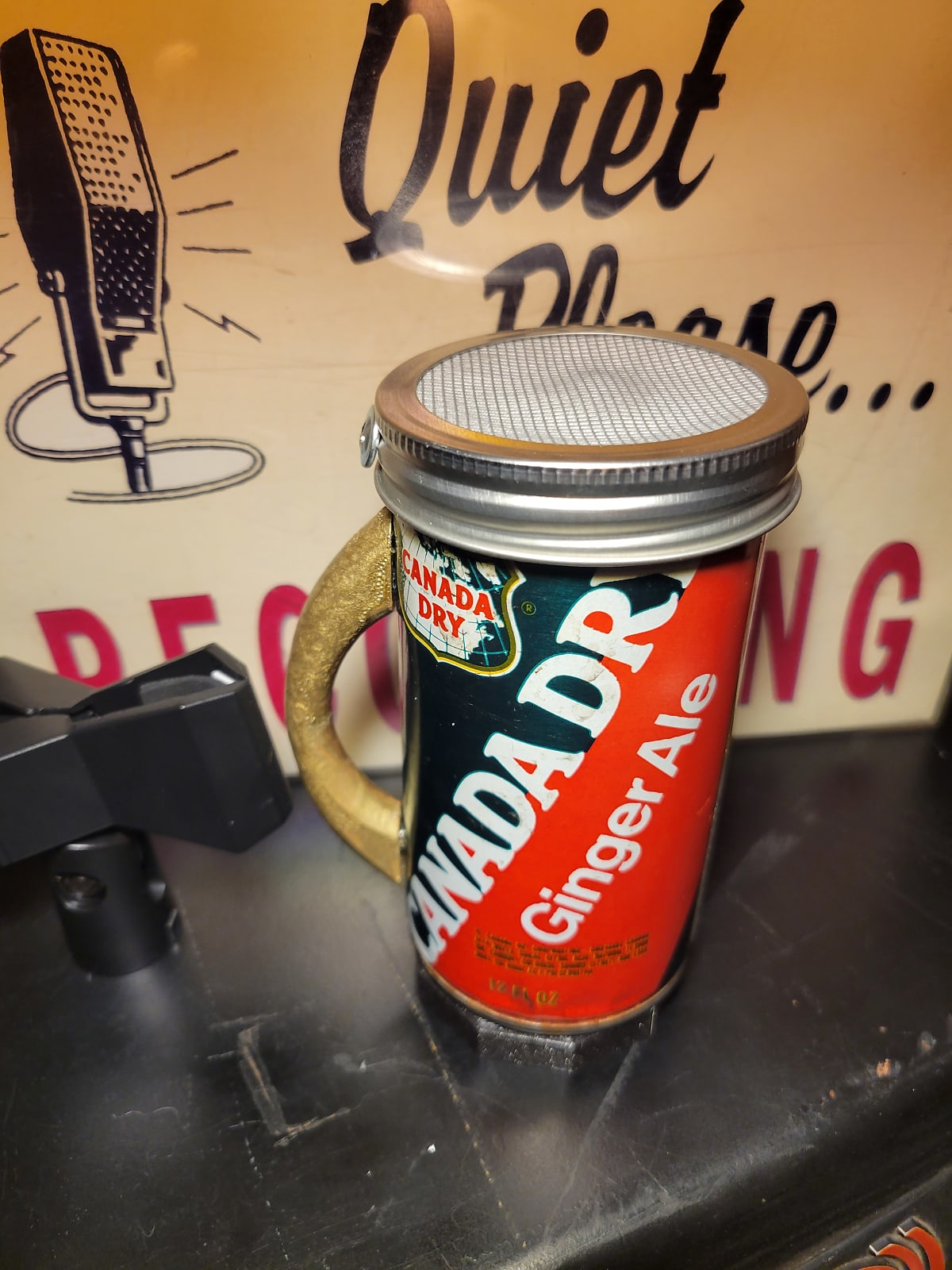 Lo Fi Soda Can Microphone - 1976 NFL Cleveland Browns